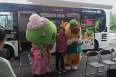 低床リチウムイオン電池電源レントゲン車