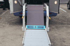 マイクロバス 車イス移動車