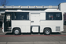 小型バス 車イス移動車